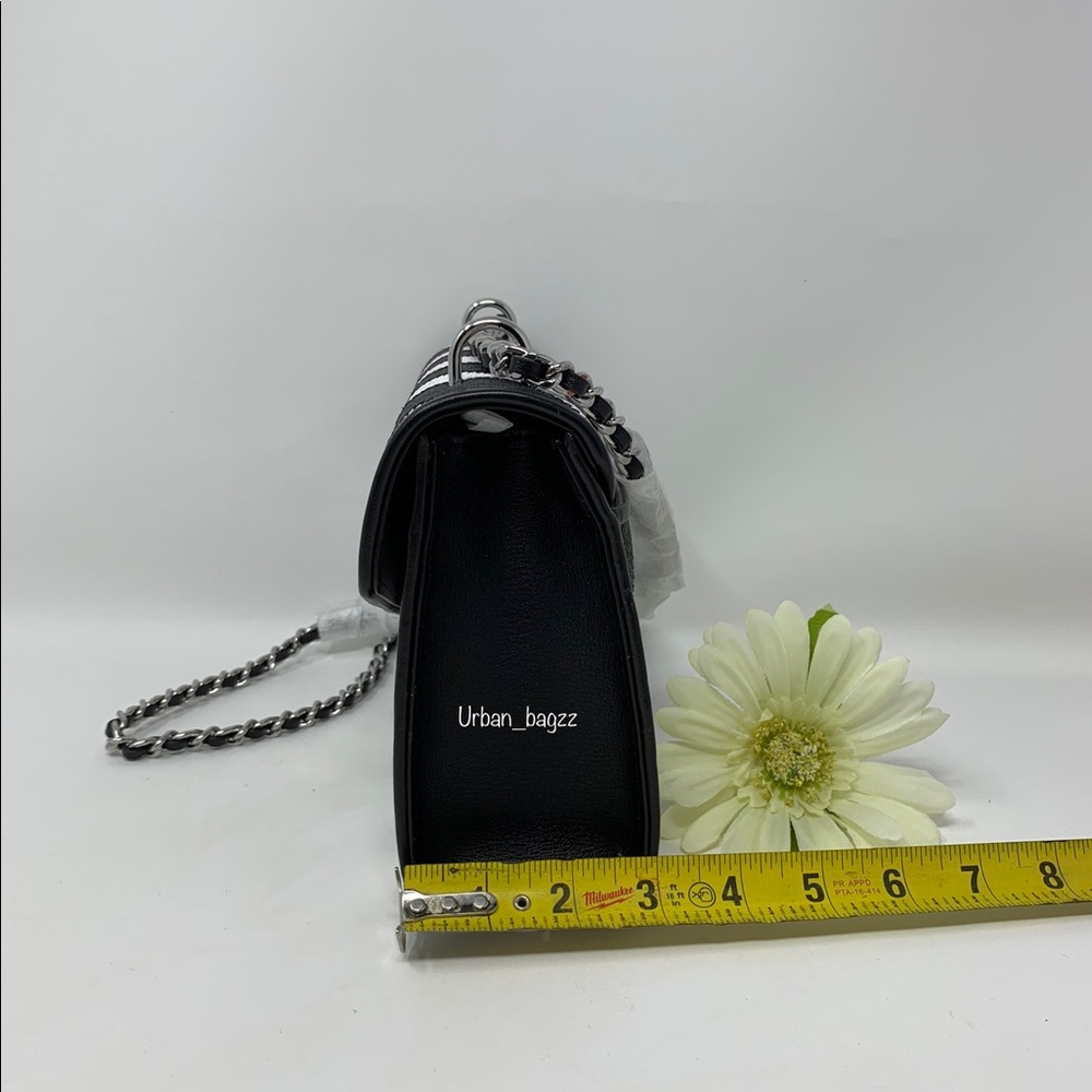 Michael Kors Rose Medium Flap Shoulder Bag - Picture 3 of 9